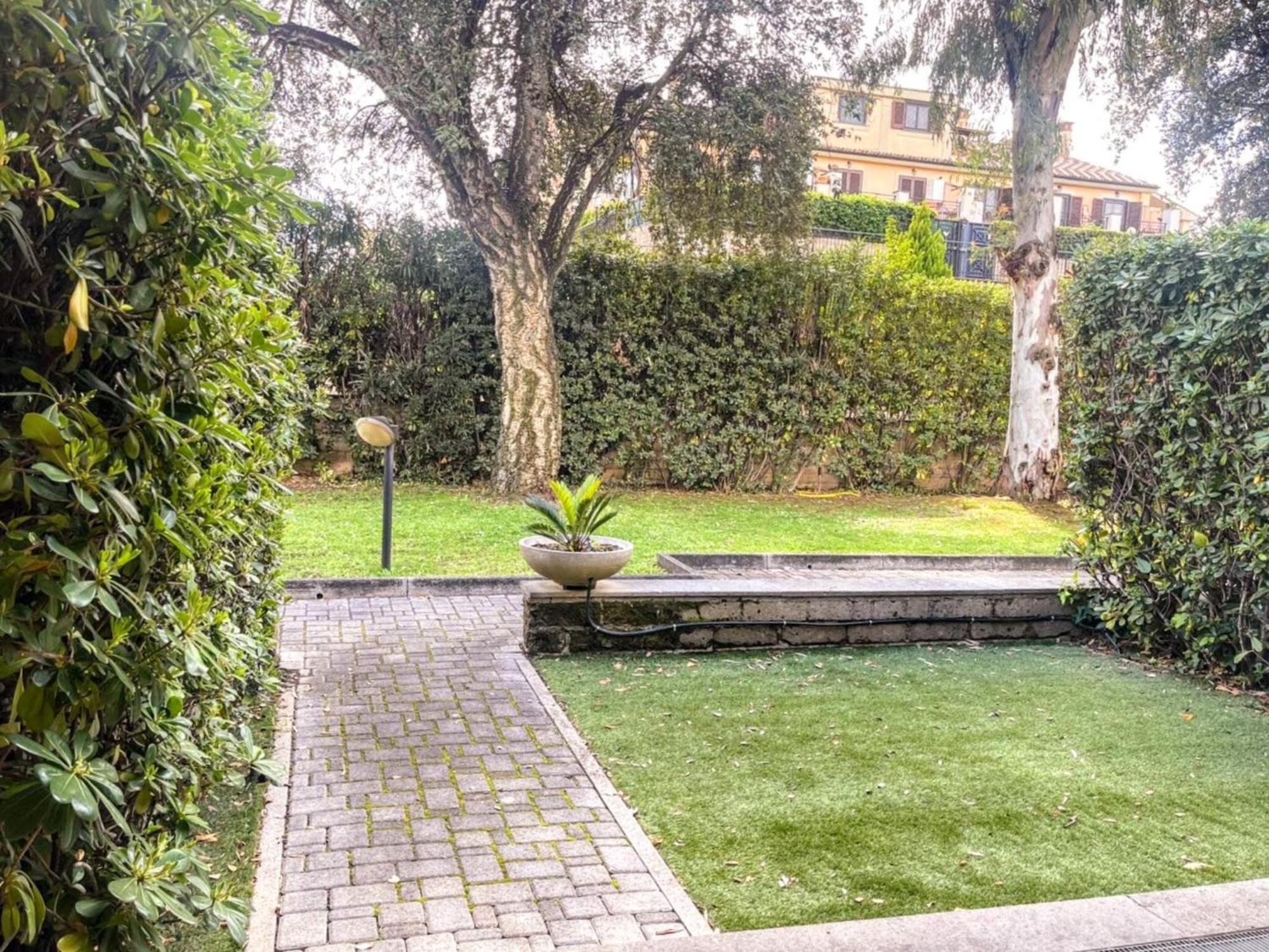 Modern In Guidonia With Garden, Cleaning Included *